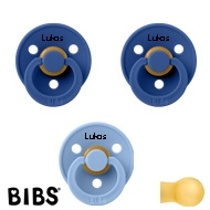 BIBS Colour Schnuller mit Namen, Gr. 1, 2 Cornflower, 1 Sky Blue, Rund Latex, (3er Pack)
